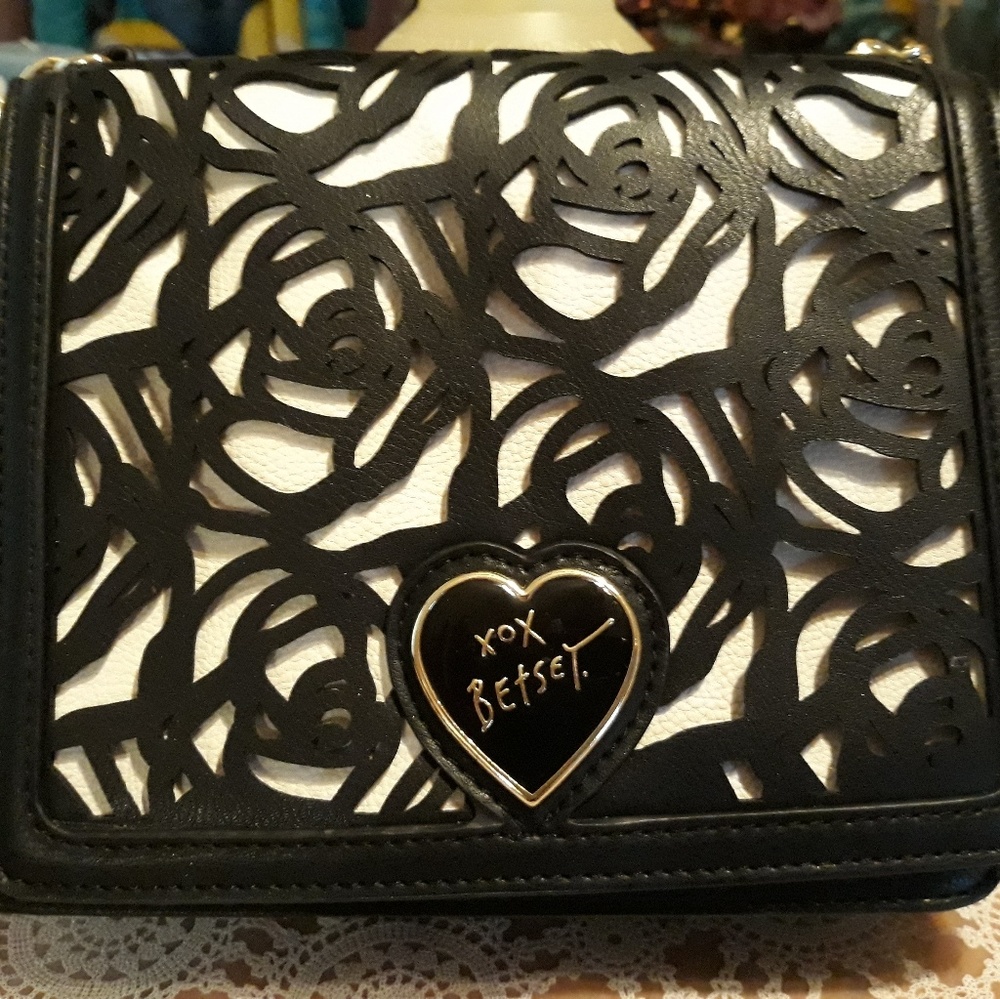 Betsy Johnson rose pattern bone purse